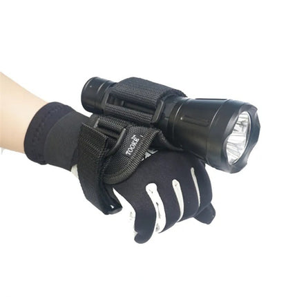 Scuba Flashlight Holder